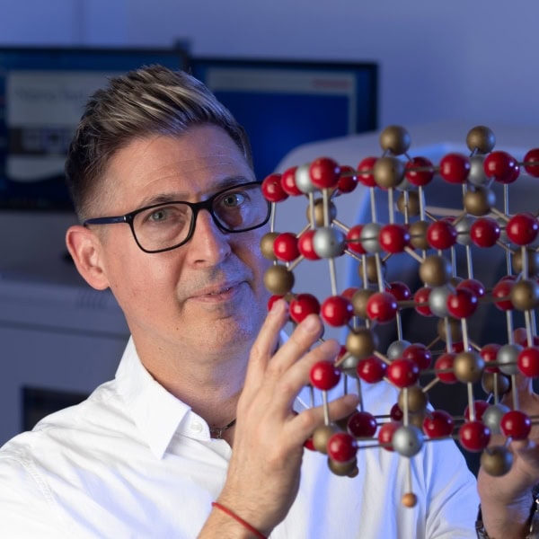 David Kisailus' group awarded Air Force Grant to Study Exoskeletons of Special Beetles