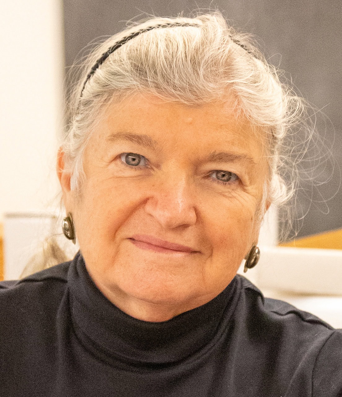 Gifford-Gonzalez_Diane (Portrait)WEB